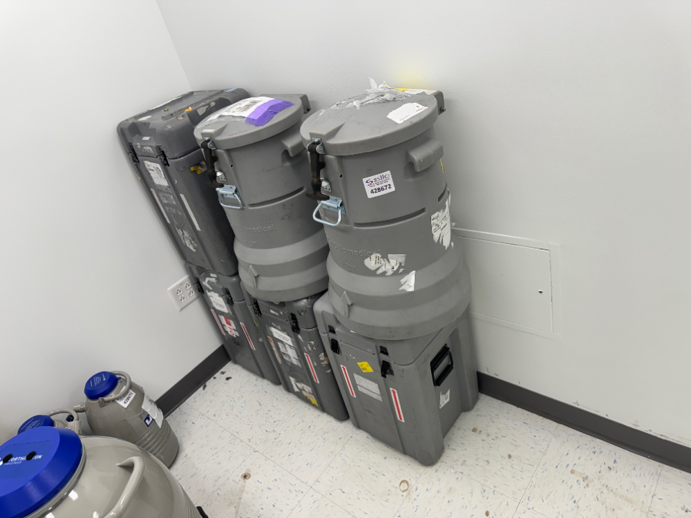 Image of Cryogenic Storage Dewar Shippers - Quantity 6